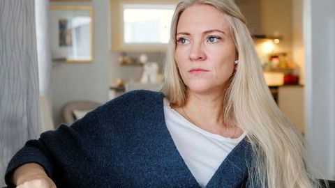 Lill Sverresdatter Larsen, forbundsleder i Norsk Sykepleierforbund mener helsepersonell fra Sverige må koronatestes før de begynner å jobbe i norske sykehus.