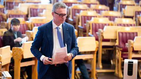 Fiskeri- og sjømatminister Odd Emil Ingebrigtsen (H) har havnet i en fiskekrig med EU etter at Norge innskrenket EUs torskekvote utenfor Svalbard. Her under Stortinget muntlig spørretime onsdag.