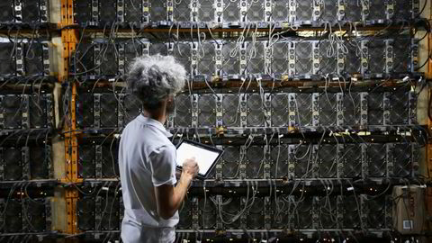 Bitcoin-mining har på kort tid blitt en industri. Her mining-maskiner på en fabrikk i Quebec, Canada.
