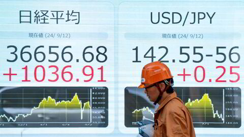 Nikkei-indeksen ved Tokyo-børsen fikk et løft på over 3 prosent, drevet av både teknologioppgangen og nye inflasjonstall.