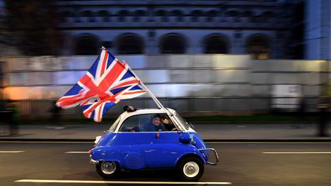 Prisveksten i Storbritannia har kommet ned fra fjorårets skyhøye nivåer.