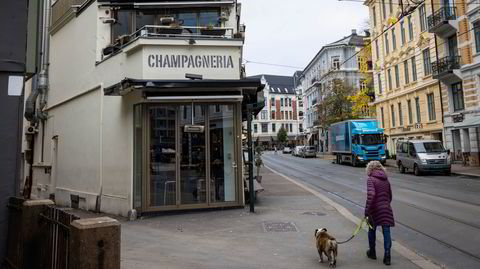 Hvil i fred. Champagneria på Solli plass er konkurs. Skribent Helena Brodtkorb skriver om livet som stamkunde på stedet.