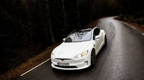 Lite avslører at dette er en «ny generasjon» av Tesla Model S.