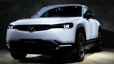 Mazdas første elbil skal hete MX-30. MX står for de nyskapende bilene til merket, mens 30 antyder størrelsen som er lik suven CX-30.