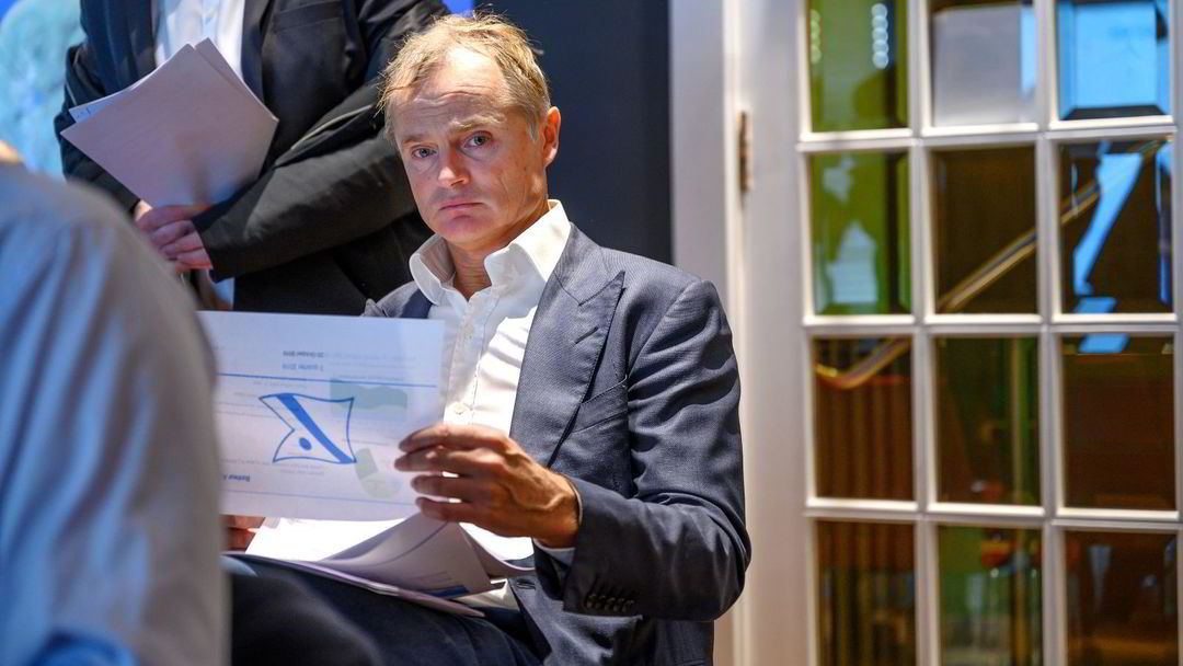 Finansprofessor Thore Johnsen Ut Mot Flipping I Flyr Uten Meg Hadde 