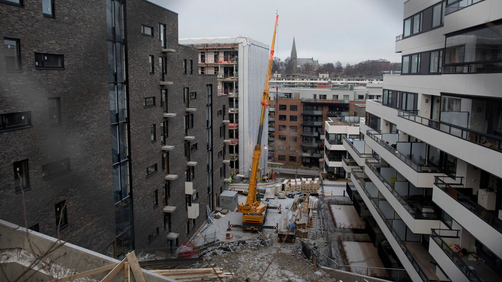 Hvorfor flytter flere når boligprisene er høye?