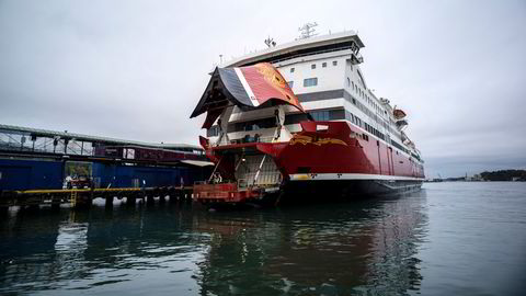 Skipsselskapet Fjord Line ble hardt rammet av koronapandemien i 2020. Her ankommer fergen «Oslofjord» Sandefjord havn, som seiler mellom Sandefjord og Strømstad i Sverige.