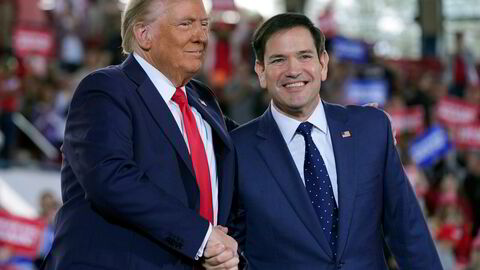 USAs påtroppende president Donald Trump (t.v.) vil utnevne Florida-senator Marco Rubio (t.h.) som ny utenriksminister.