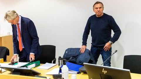 – Jeg er ingen erfaren investor. Jeg trodde jeg kunne gjøre en god deal, sa Kai Norgård (til høyre),. Her i retten sammen med sin prosessfullmektig Ola Toftegaard Hox.
