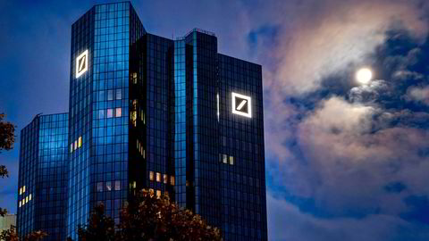 Tysk politi gjennomførte en razzia hos Deutsche Banks hovedkontor og hos kapitalforvalteren DWS tirsdag. Avbildet er førstnevntes hovedkontor i Frankfurt.