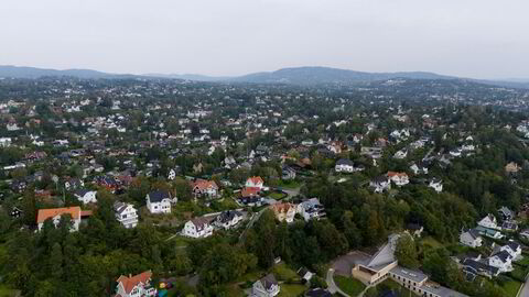 Malurtåsen sett fra luften med utsikt mot Holmenkollen.