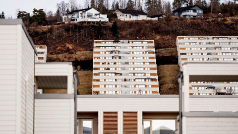 Så mange som 8–10 prosent av boliglånskundene har et forbruk som gjør dem avhengige av gjentatt bruk av usikrede lån og fortsatt boligprisvekst, skriver artikkelforfatterne. Illustrasjonsfoto.