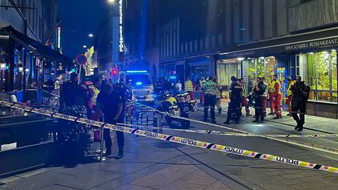 Vår vurdering er at E-tjenestens «chatting» med terroristene ikke var provokasjon. Den var nødvendig for å identifisere og lokalisere en eksisterende trussel under full oppmarsj, skriver artikkelforfatterne.
