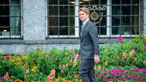 Fondsforvalter Philippe Sissener styrer klar av Ice Group inntil videre.