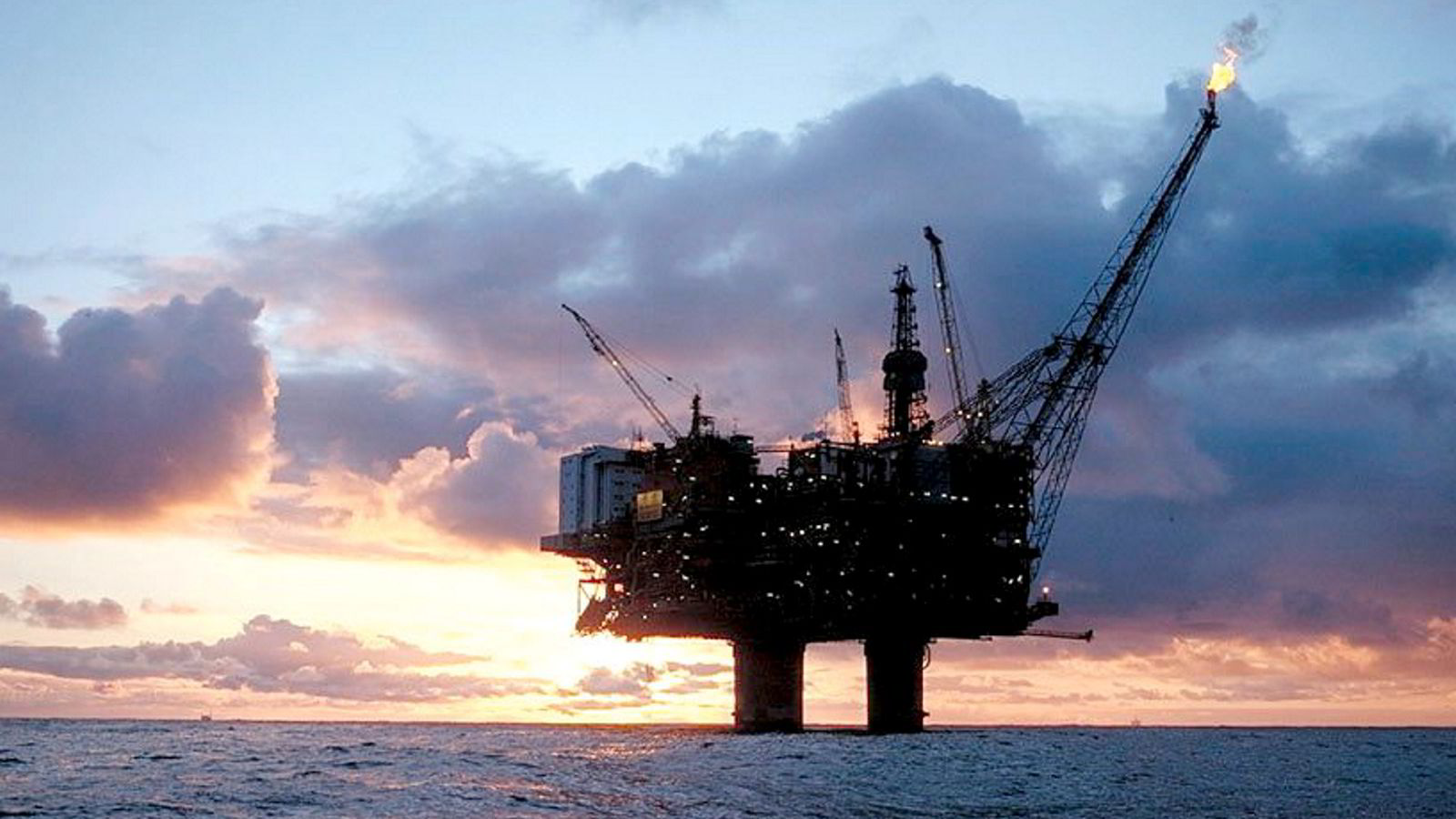 Okea varsler nedskrivning på opptil 1,6 mrd. etter oljeavtale – aksjen falt kraftig