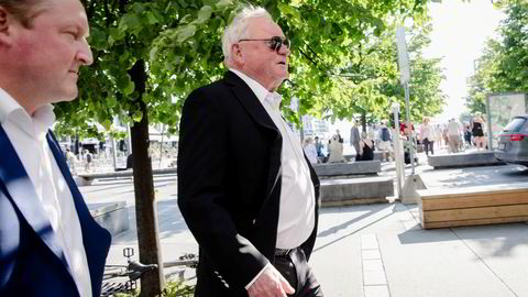 På vei ut: John Fredriksen (i midten) vil ha pengene sine ut av Aeternum Capital. For fondet til Vegard Søraunet betyr det at nesten to tredjedeler av kapitalen forsvinner.