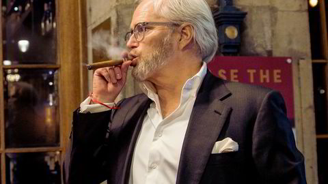 I november i fjor var Harald Moræus-Hanssen til stede på Petter Stordalens 60-årsdag på Christiania Teater.