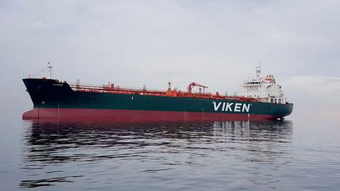 Viken-skipet Utviken er aktiv i Svartehavet og den russiske oljeutskipingshavnen Novorossijsk.