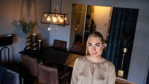 Emilie Martinsen er en av mange unge boligeiere som får mindre å rutte med når renten økes.