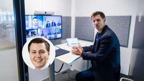 Pexip fortsetter børsnedturen i dag. Her avtroppende toppsjef Odd Sverre Østlie, og analytiker i ABG Sundal Collier, Øystein Lodgaard (innrammet).
