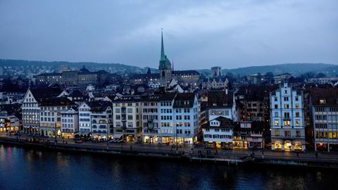 Nordmenn har mykje pengar i utlandet. Som andel av bnp har det dobla seg dei siste to tiåra, skriv Annette Alstadsæter. Bildet: Zürich i Sveits.