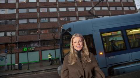 I september kjøpte Rikke Blakstad en toroms i denne blokken på Grünerløkka i Oslo og gleder seg til overtagelse i desember.