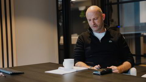 Mikael Lade Rønes erkjenner at han er i trøbbel, men er sikker på at kreditorene som har tatt arrest vil få millionene han skylder dem.