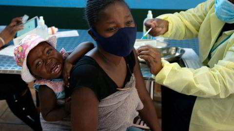 Sør-Afrika opplever økende smittespredning, noe som ifølge forskere kan tilskrives en ny variant av koronaviruset.