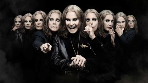 Ozzy Osbourne manifesterer også de komiske sidene ved den farlige tungrocken.