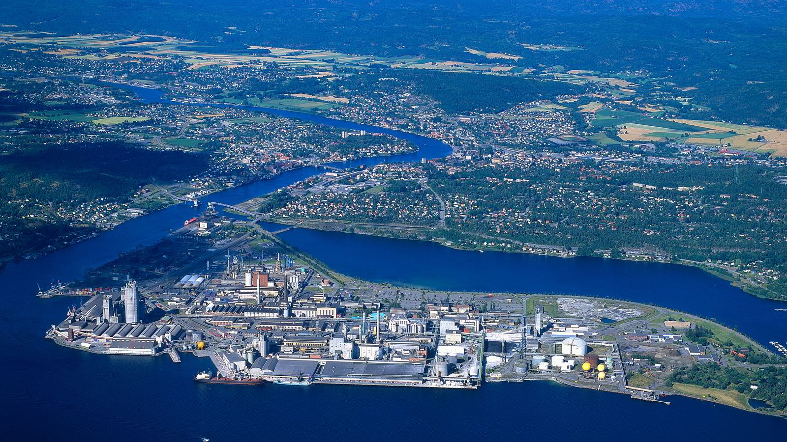 Hydro selger historiske Herøya | DN