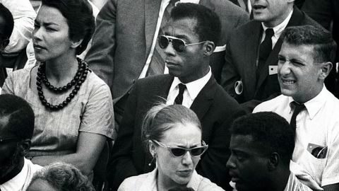 Klarsynt. Forfatteren og borgerrettighetsforkjemperen James Baldwin (med solbriller) er gjenstand for den Oscar-nominerte kinodokumentaren «I Am Not Your Negro».