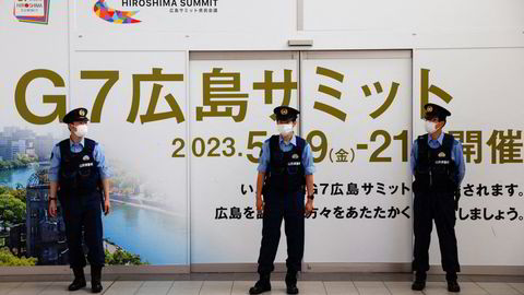 Det er et stort sikkerhetsoppbud i den symboltunge byen Hiroshima, hvor G7-landene og andre allierte møtes i helgen. G7-lederne må navigere i et urolig geopolitisk landskap preget av krisen i Ukraina og en stadig mer uforutsigbar kinesisk politikk.