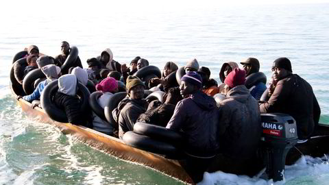 Migranter fra det sørlige Afrika ble stanset av Tunisias kystvakt i april i år.