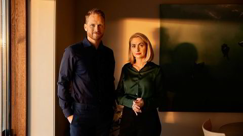 Heldigvis er ikke lønn det eneste som får folk til å ønske å forbli i virksomheten, skriver organisasjonspsykologene Gitte og Thomas Nesset Midelfart.
