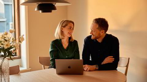 Selv om du har en ledende stilling, har du krav på forsvarlig arbeidstid, og arbeidsgiver plikter å sikre dette, skriver organisasjonspsykologene Gitte og Thomas Nesset Midelfart.