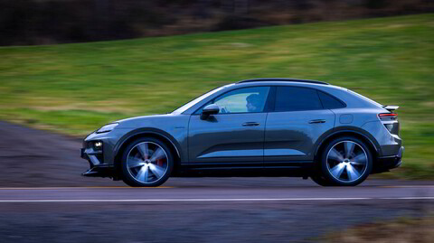 Det er noe veldig Porsche over profilen til den nye Macan. Helt gjenkjennelig.