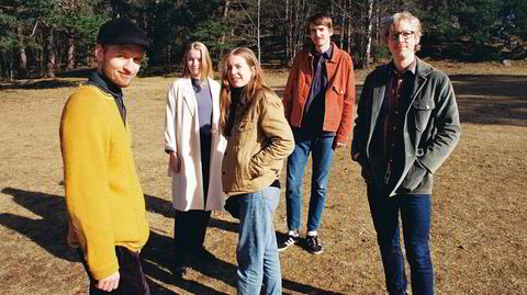 Våren er her med Rasmus Kjorstad (fra venstre), Helga Myhr, Selma French, Andreas Winther og Fredrik Luhr Dietrichson i Morgonrode.