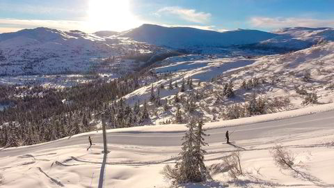 Hallingdals snøkledde fjell vil snart befinne seg i Buskerud fylke igjen.