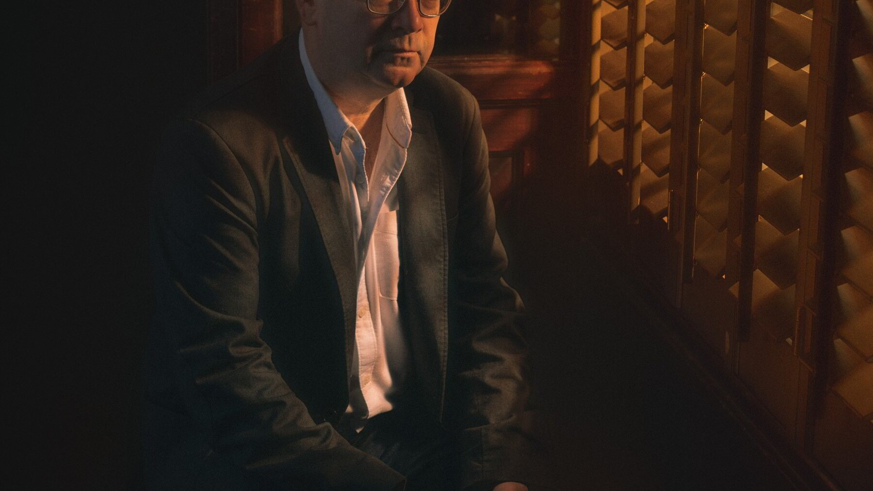 Englands nye spionmester: Satire, kynisme og humor