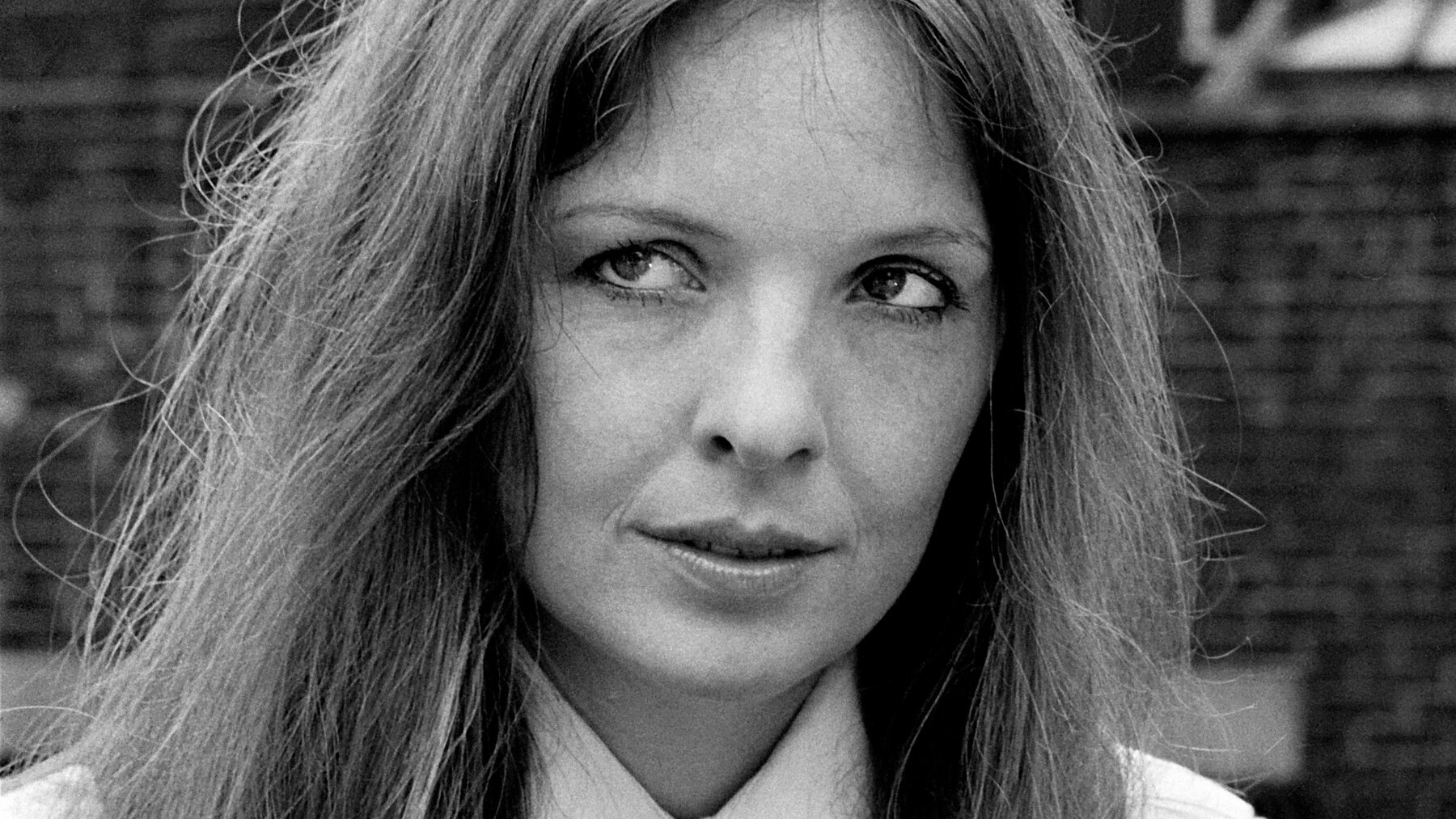 Kan jeg kle meg i tweed og med slips som kvinnelig kontorist?