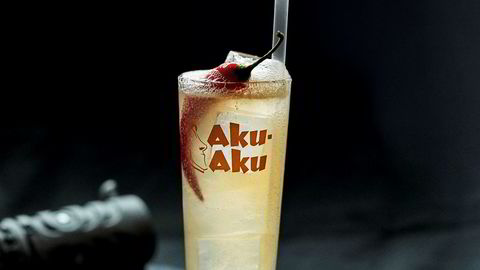 Rom for rom. På tikibar er det rombaserte drinker som er tingen, og Aku Akus signaturdrink skiller seg ikke ut i så måte.