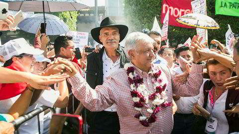 Venstrepopulisten Andrés Manuel López Obrador blir Mexicos president de neste seks årene. Her på et jublende valgmøte i Uruapana i Michoacán.