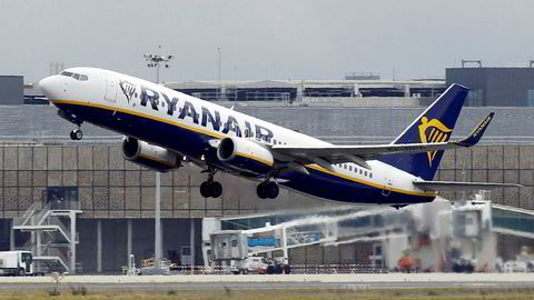 Ryanair - åpner nå for første gang for å anerkjenne fagforeninger.