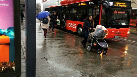 Omsetningspåbud og avgiftslettelser på miljøvennlig drivstoff gir økt etterspørsel. I tur og orden dukker det nå opp nytt næringsliv med planer om produksjon av biodrivstoff.