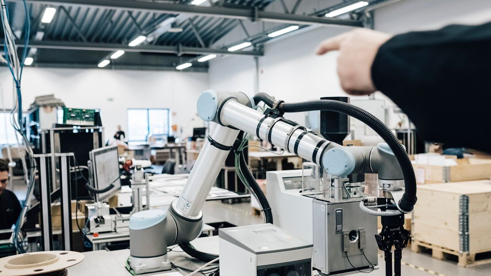 Roboter i industrien ga økt sykefravær