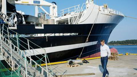 Arne Møgster (40) skaffet seg fartstid på dekk og shippingutdannelse før han overtok som toppsjef i Austevoll seafood som 30-åring. Austevoll-selskapet er største eier i fiskerigiganten Lerøy. Foto: