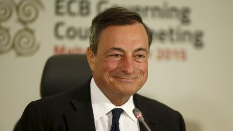 Mario Draghi under torsdagens pressekonferanse på Malta. Foto: Darrin Zammit Lupi/REUTERS/NTB SCANPIX