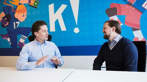 Styreleder Eilert Hanoa og administrerende direktør Åsmund Furuseth i Kahoot.