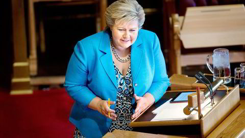 Statsminister Erna Solberg stilte i Stortingets spørretime. Og hun hadde litt av hvert å spørre om. Foto: Fredrik Solstad