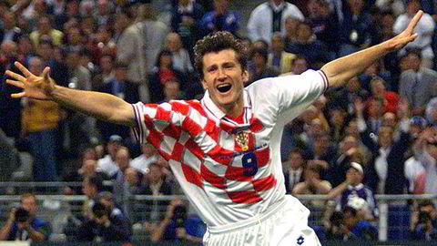 Denne kroaten var toppscorer i fotball-VM for herrer i 1998. Hvilken bokstav begynner etternavnet hans på?